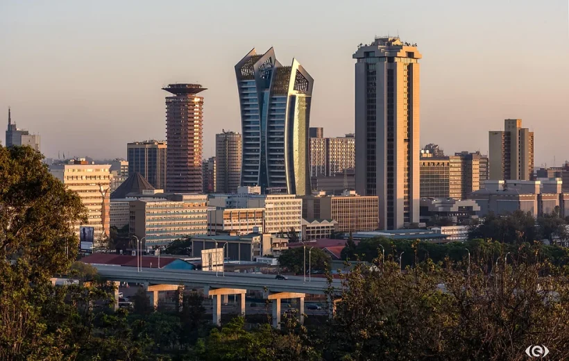 Full Day Nairobi. (Nairobi National Park, David Sheldrick, Karen Blixen, Nairobi National Museum, Giraffe Centre.)